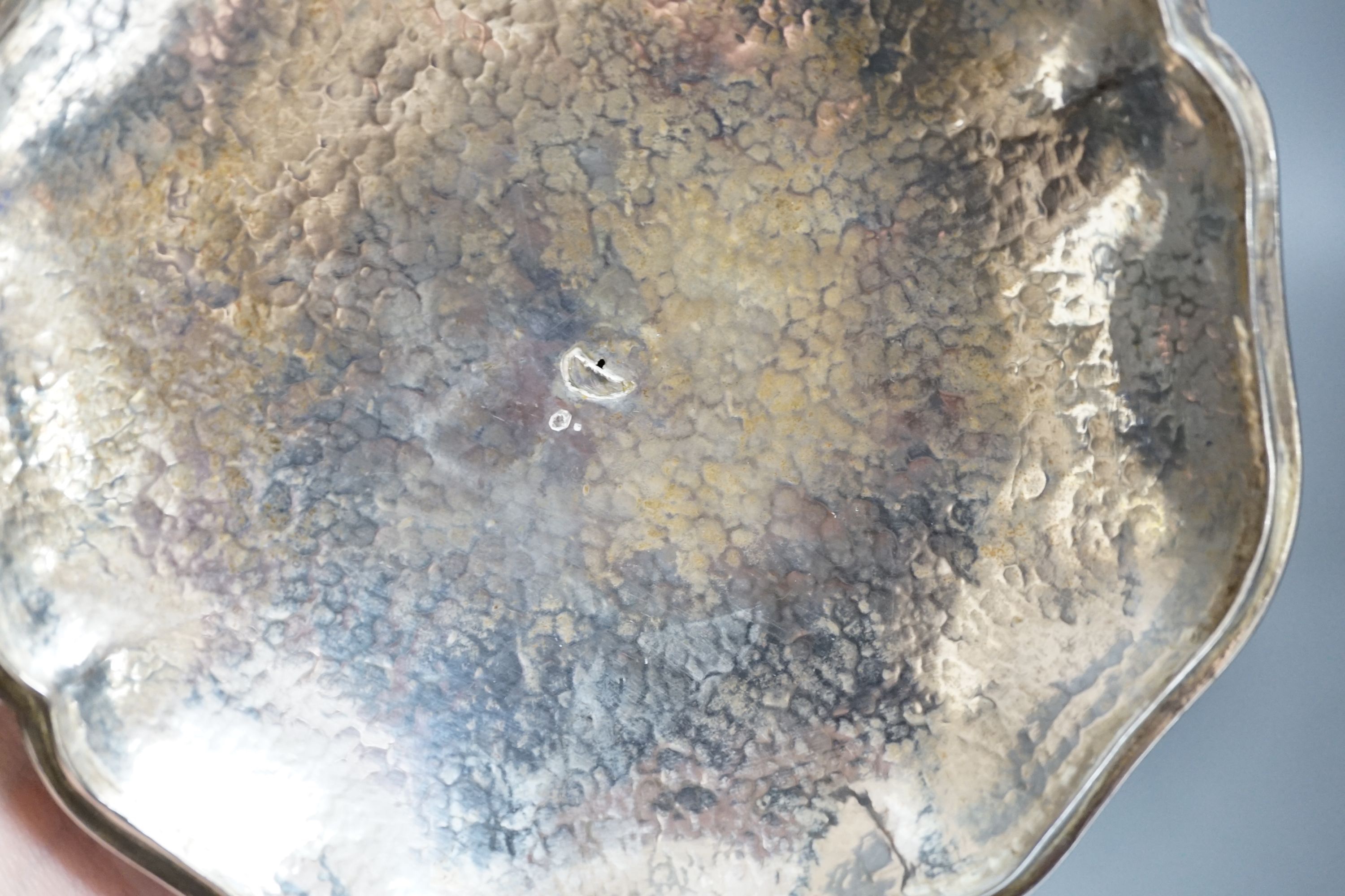 An Austro-Hungarian planished white metal dish and cover, 17.2cm, 16oz.